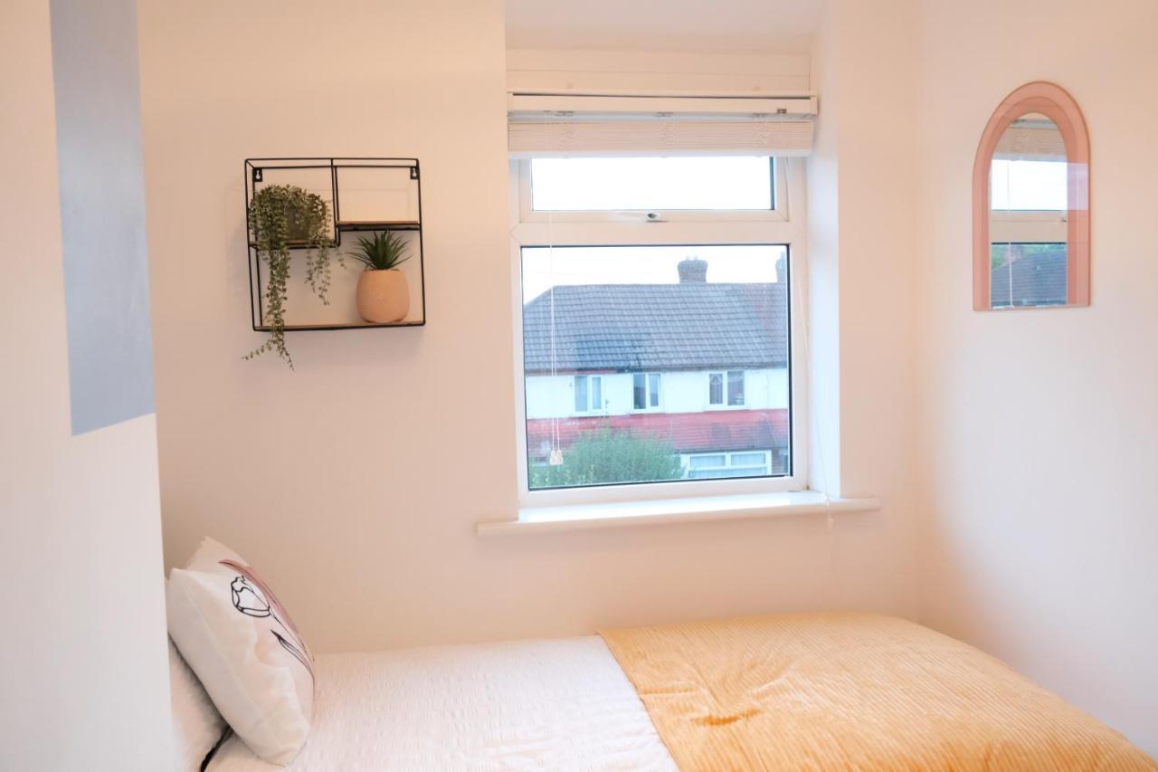 Bee Stays - Caldecott House Manchester Extérieur photo